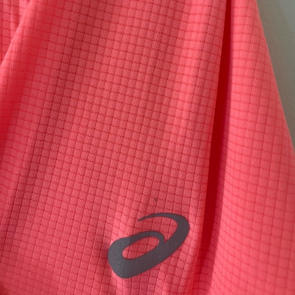 ASICS Women’s Shirt - Picture 5 of 6
